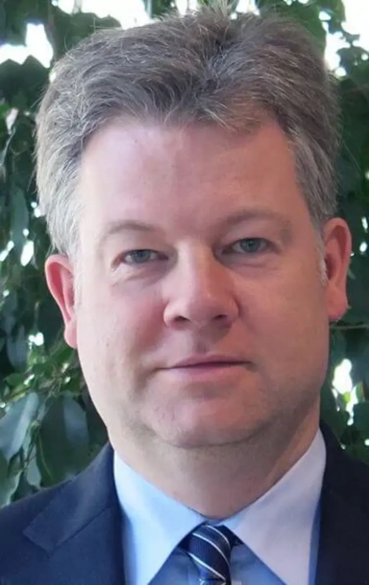 Dr. Jan Peter Grevel hat im Kirchenmusikarchiv die bewegte Geschichte von „Stille Nacht“ wiederentdeckt.