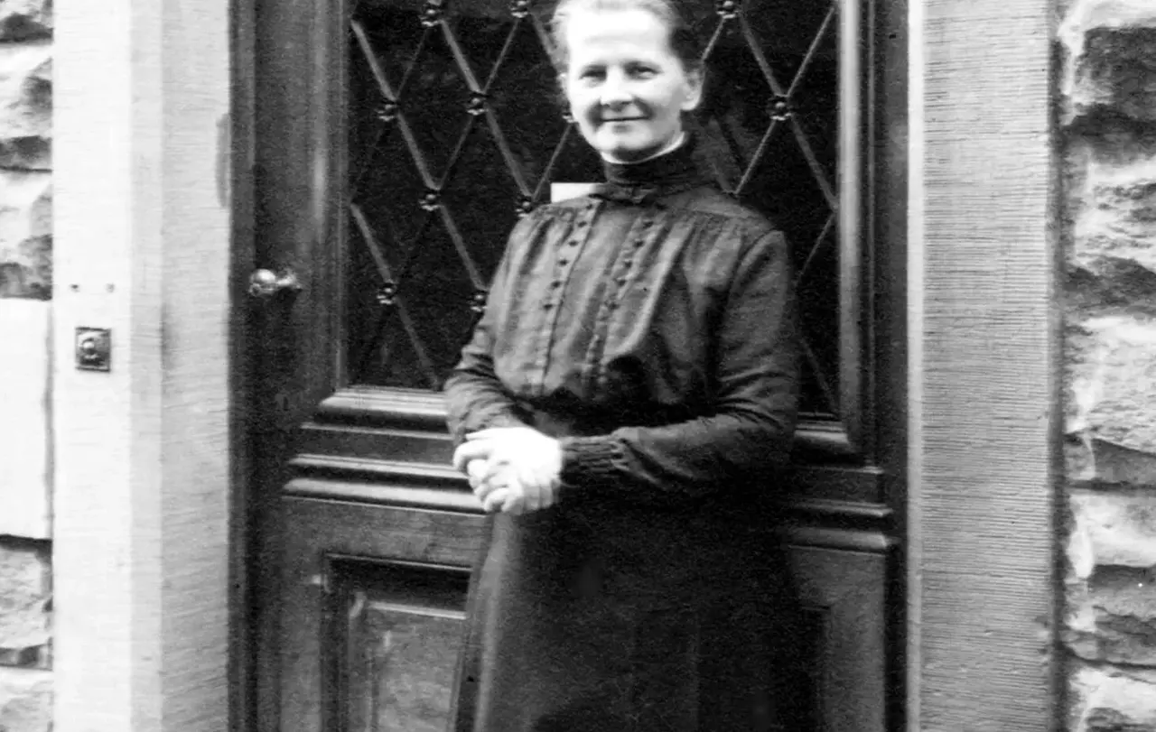Christa von Viebahn 1915 in Stuttgart.