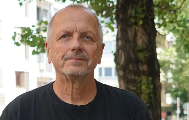 Jugendreferent Christoph Werkmann (Evangelisches Jugendpfarramt Stuttgart) erklärt, dass viele Jugendliche während der Corona-Pandemie „ausbaden“ mussten, wenn in ihren Familien die Nerven blank lagen.