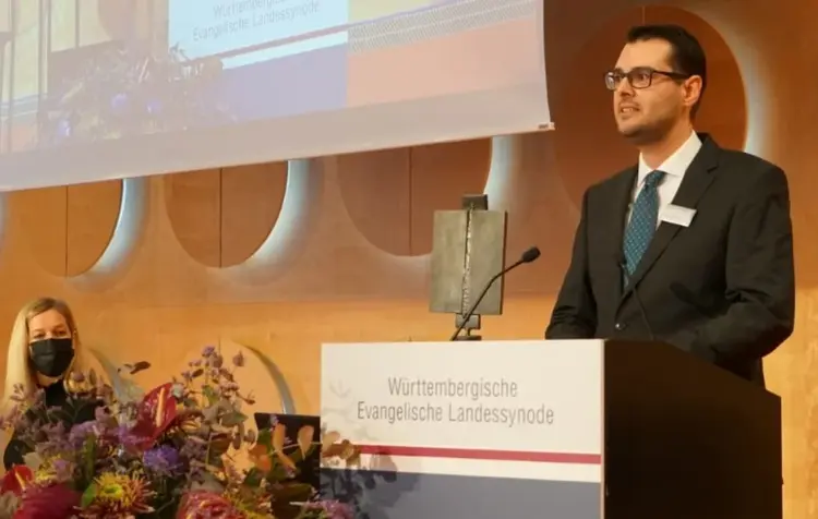 Pfarrer Dr. André Bohnet wird als Nachrücker für den ausgeschiedenen Synodalen Ralf Albrecht verpflichtet.