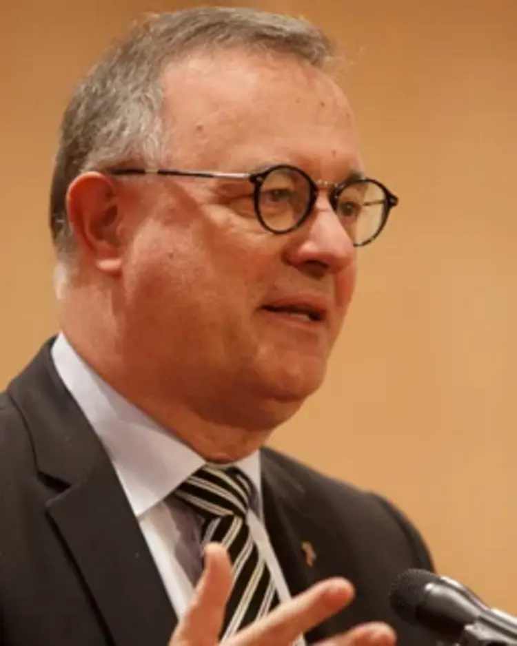 Landesbischof Frank Otfried July