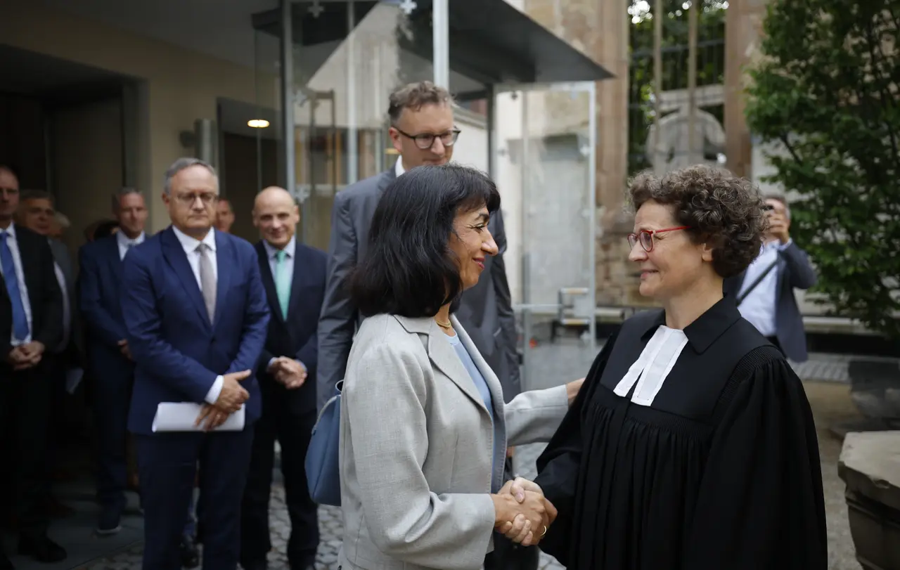 230712gs00 Einführung der Beauftragten der Evangelischen Landeskirchen in Baden-Württemberg bei Landtag und Landesregierung, Kirchenrätin Arngard Uta Engelmann, und zur Verabschiedung des bisherigen Beauftragten, Kirchenrat Volker Steinbrecher