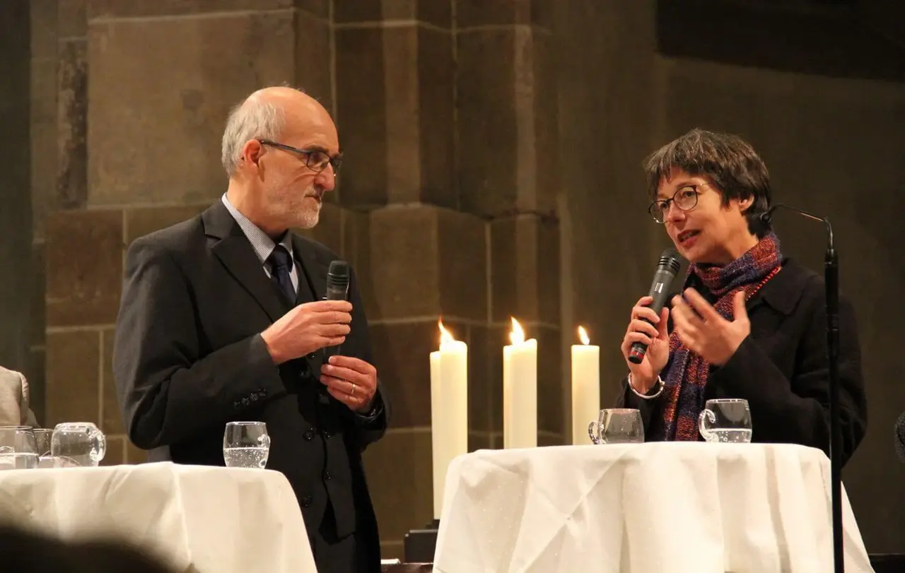 Prälat Dr. Christian Rose im Gespräch mit Dr. Imme Scholz.