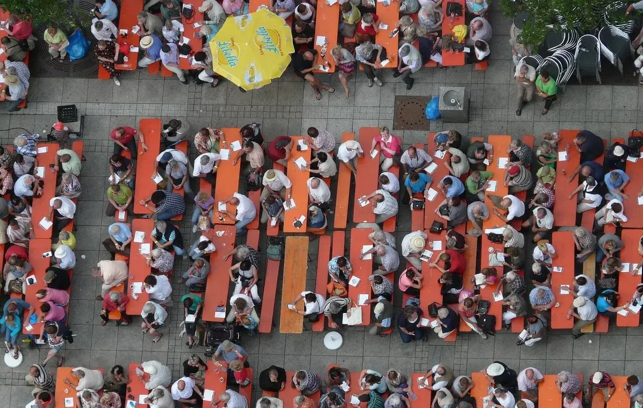 Kirchengemeinden, die ihre Feste umweltfreundlich feiern, gehen mit gutem Beispiel voran.