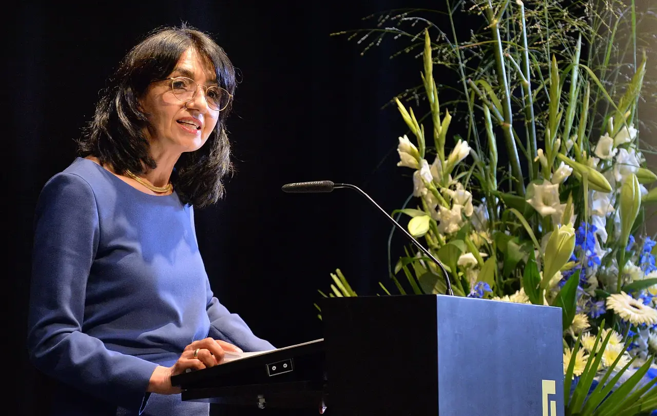 Landtagspräsidentin Muhterem Aras (Grüne) würdigte die Preisträger in ihrem Grußwort für ihren Beitrag zu einer offenen Gesellschaft.