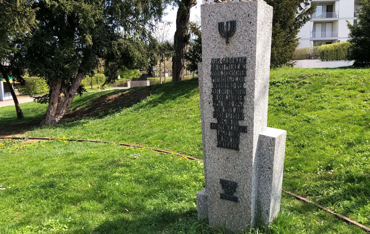 Das Mahnmal am Stuttgarter Killesberg weist auf die Jüdinnen und Juden hin, die bei den beiden großen Deportationen aus Stuttgart verschleppt und getötet wurden.