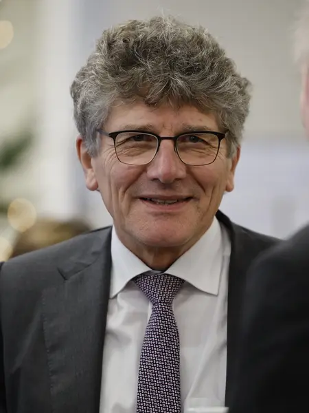 Landesbischof Ernst-Wilhelm Gohl (Archivbild)