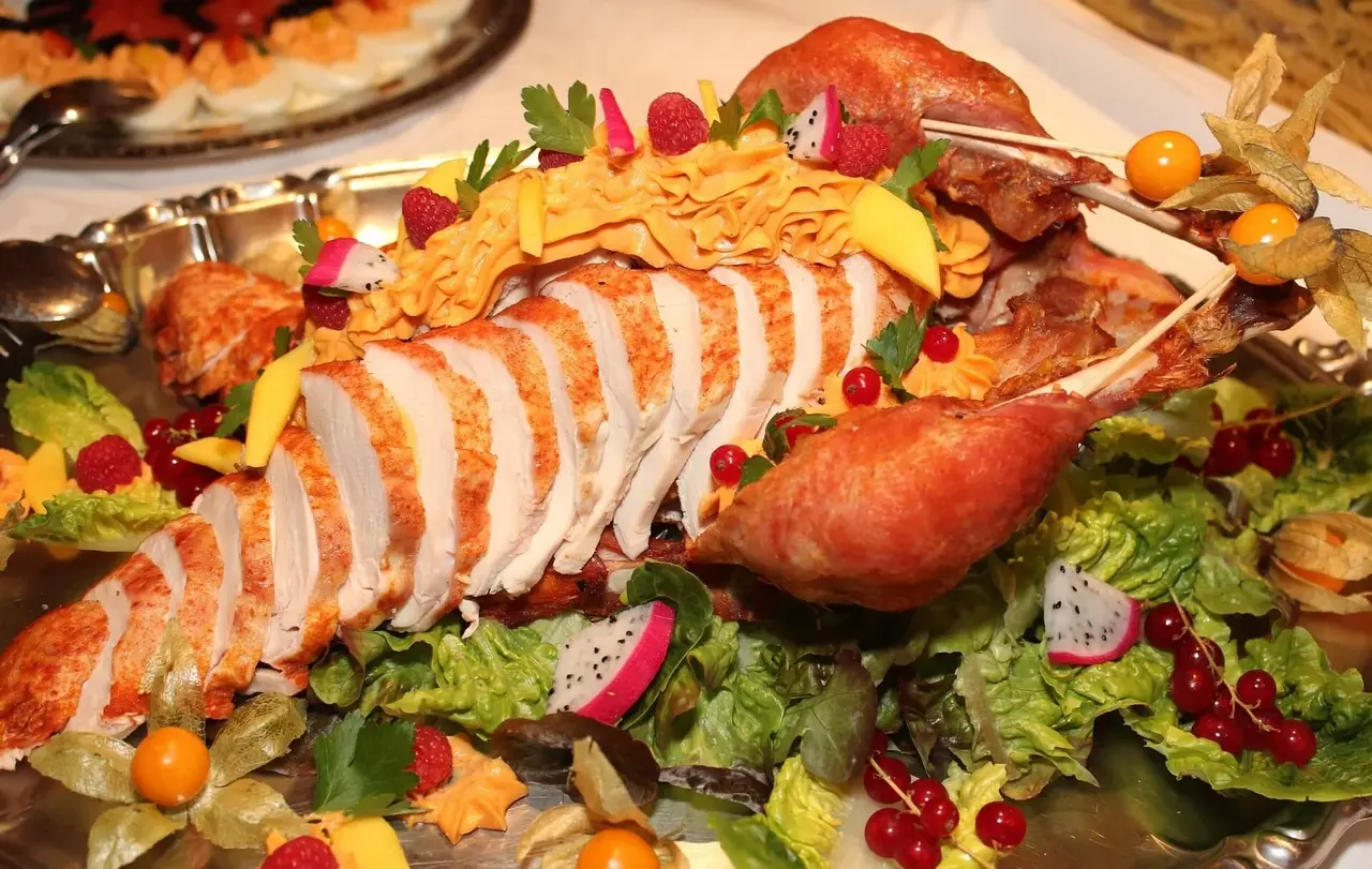 Das „Haus der Kinderkirche“ auf Schloss Beilstein lädt am Sonntag, 24. November, zu einem „CO2-Büffet“ ein (Symbolbild).