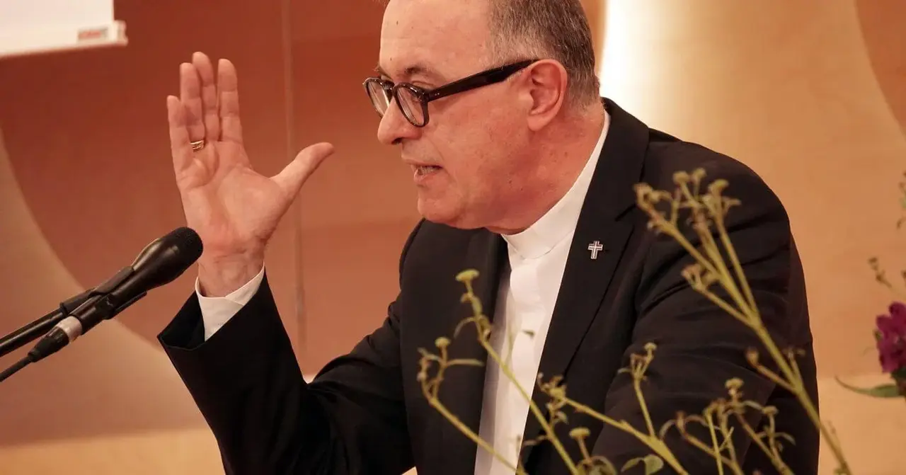 Landesbischof Frank Otfried July