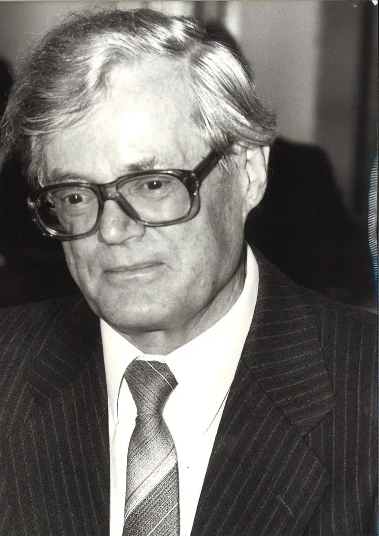 Prälat i. R. Dr. Albrecht Hege