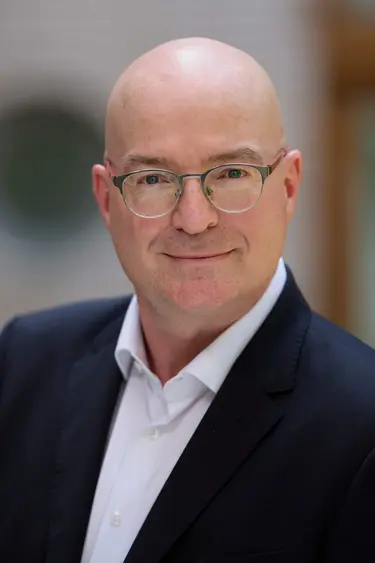 Oberkirchenrat Dr. Jörg Schneider Oberkirchenrat Dr. Jörg Schneider