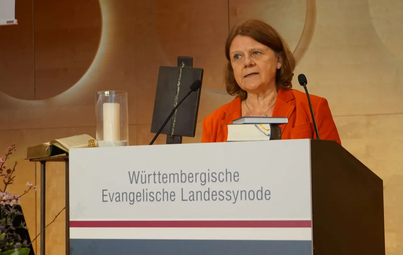 Zum Klimaschutzkonzept der Landeskirche äußerte sich Annette Sawade, Vorsitzende des Ausschusses für Kirche, Gesellschaft, Öffentlichkeit und Bewahrung der Schöpfung.