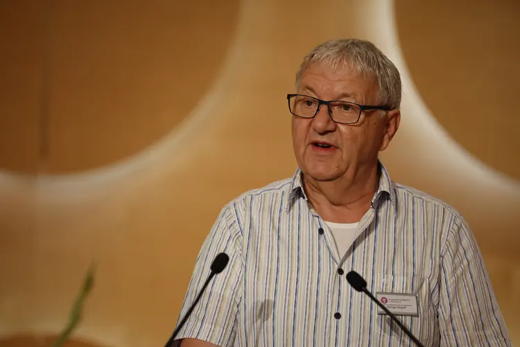 Sommertagung der württembergischen evangelischen Landessynode im Hospitalhof.