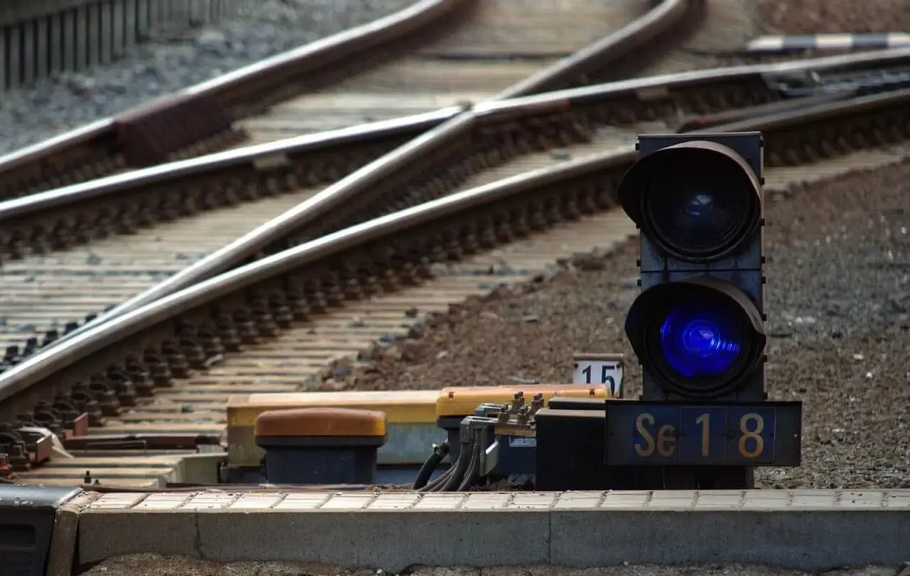 Die Weichen im eigenen Leben und als Gesellschaft immer wieder neu zu stellen - dazu ermutigt der Buß- und Bettag.