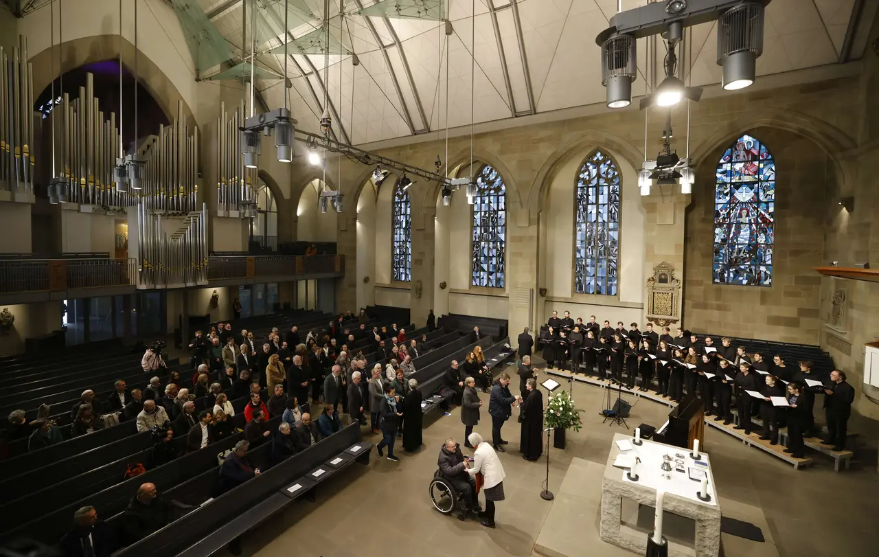 Den Eröffnungsgottesdienst feierten die Synodalen in der Stuttgarter Stiftskirche.